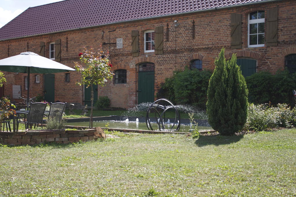 Pension Kunsthof Dahrenstedt Zewnętrze zdjęcie